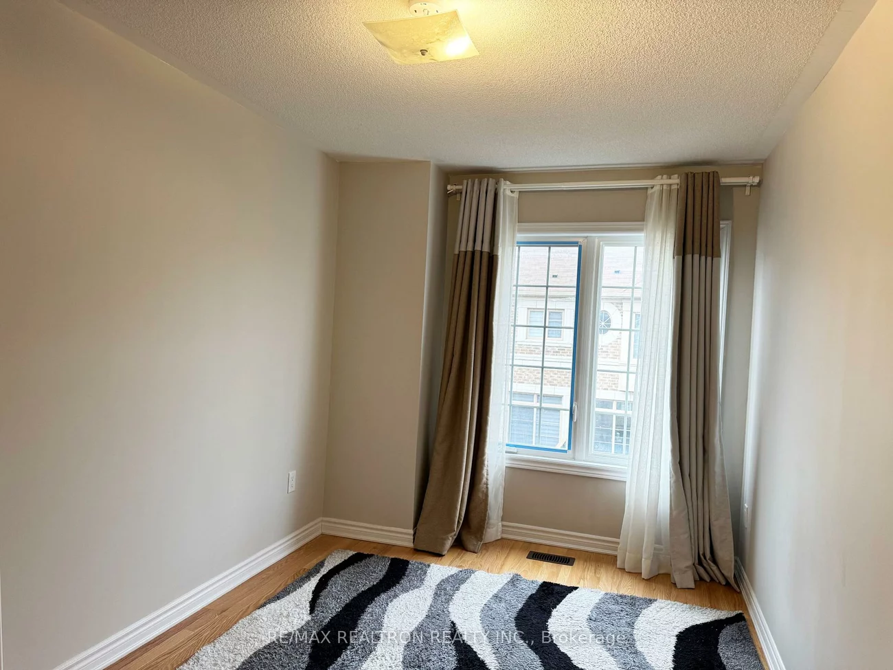 138, Farooq, Vellore Village, Vaughan