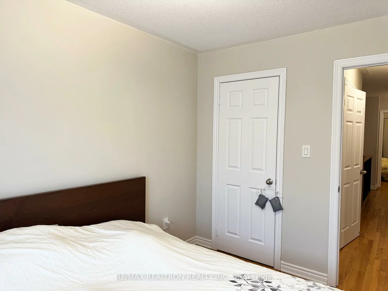 138, Farooq, Vellore Village, Vaughan