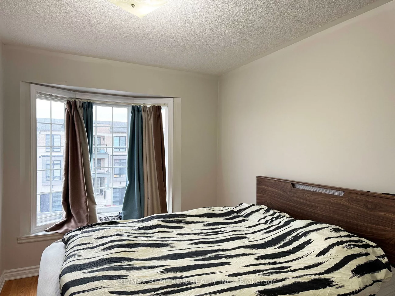 138, Farooq, Vellore Village, Vaughan