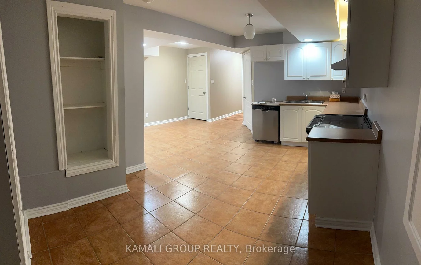 103, Filippazzo, Vellore Village, Vaughan