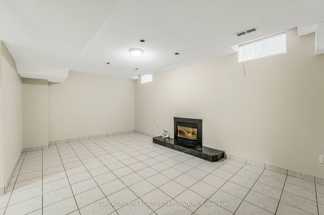 2, Olive Green, East Woodbridge, Vaughan