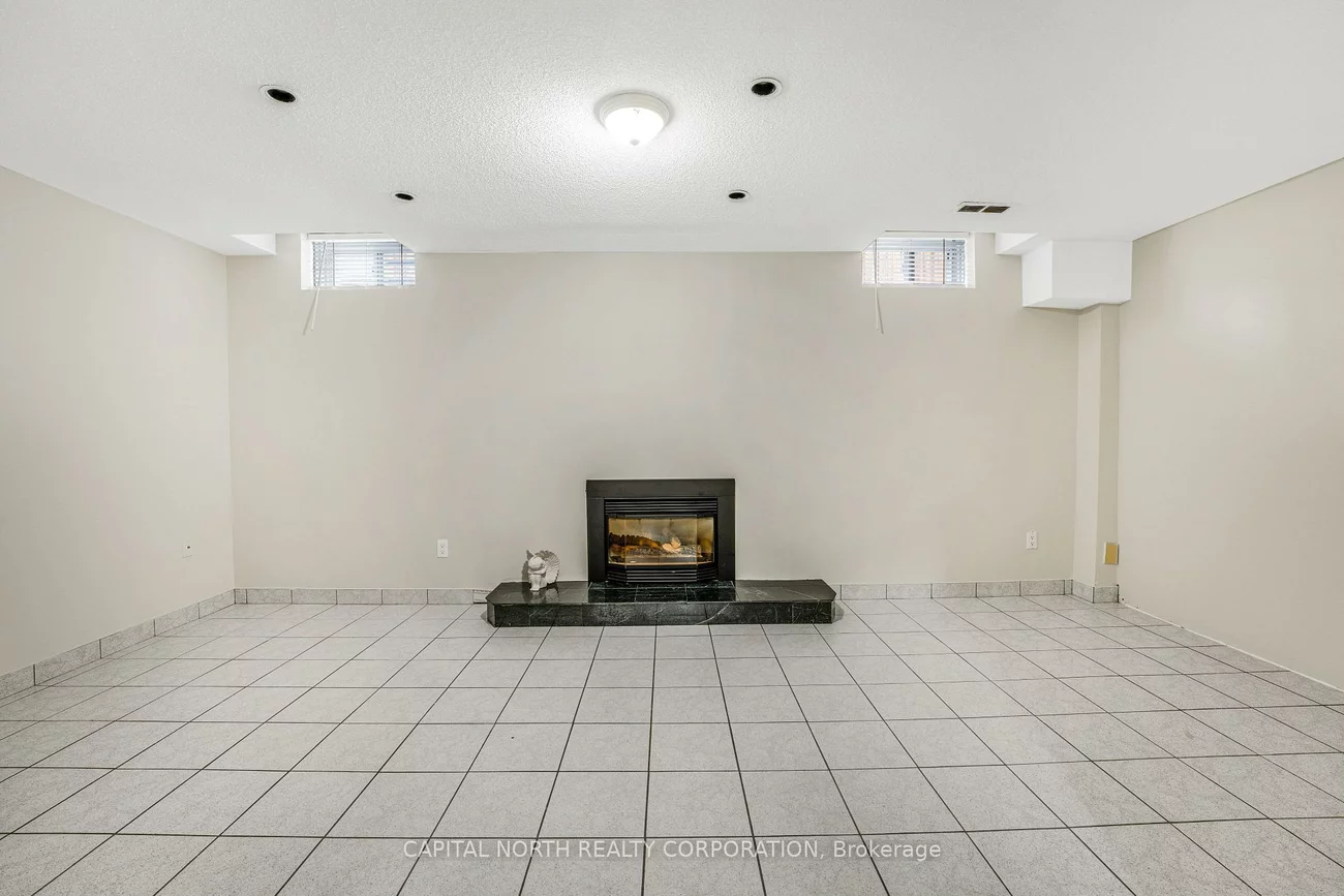 2, Olive Green, East Woodbridge, Vaughan