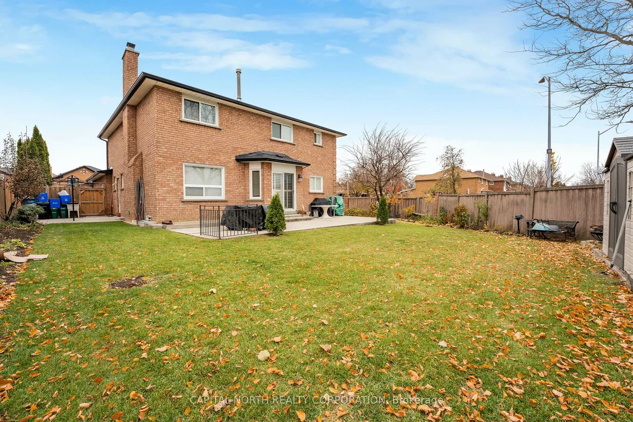 2, Olive Green, East Woodbridge, Vaughan