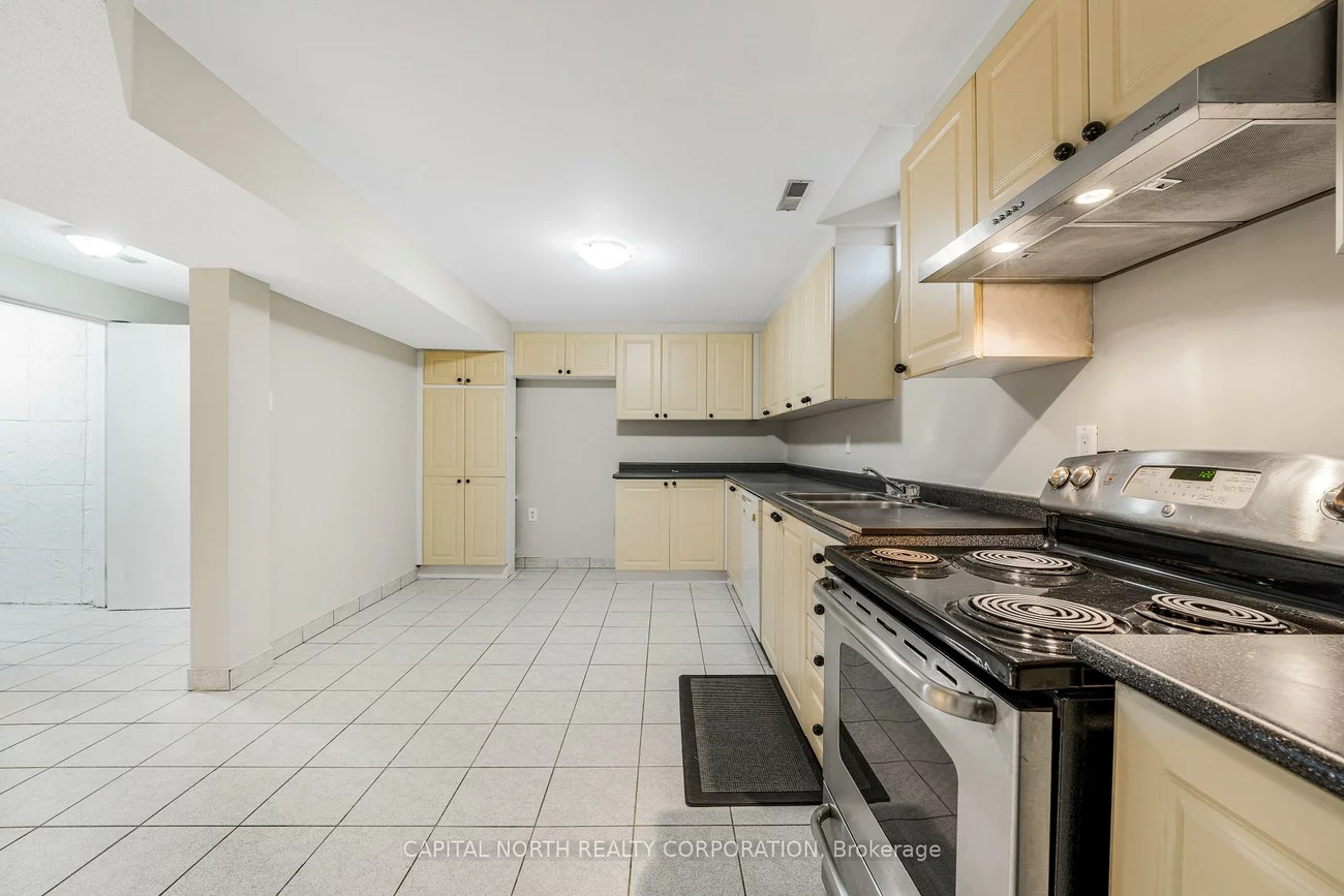 2, Olive Green, East Woodbridge, Vaughan