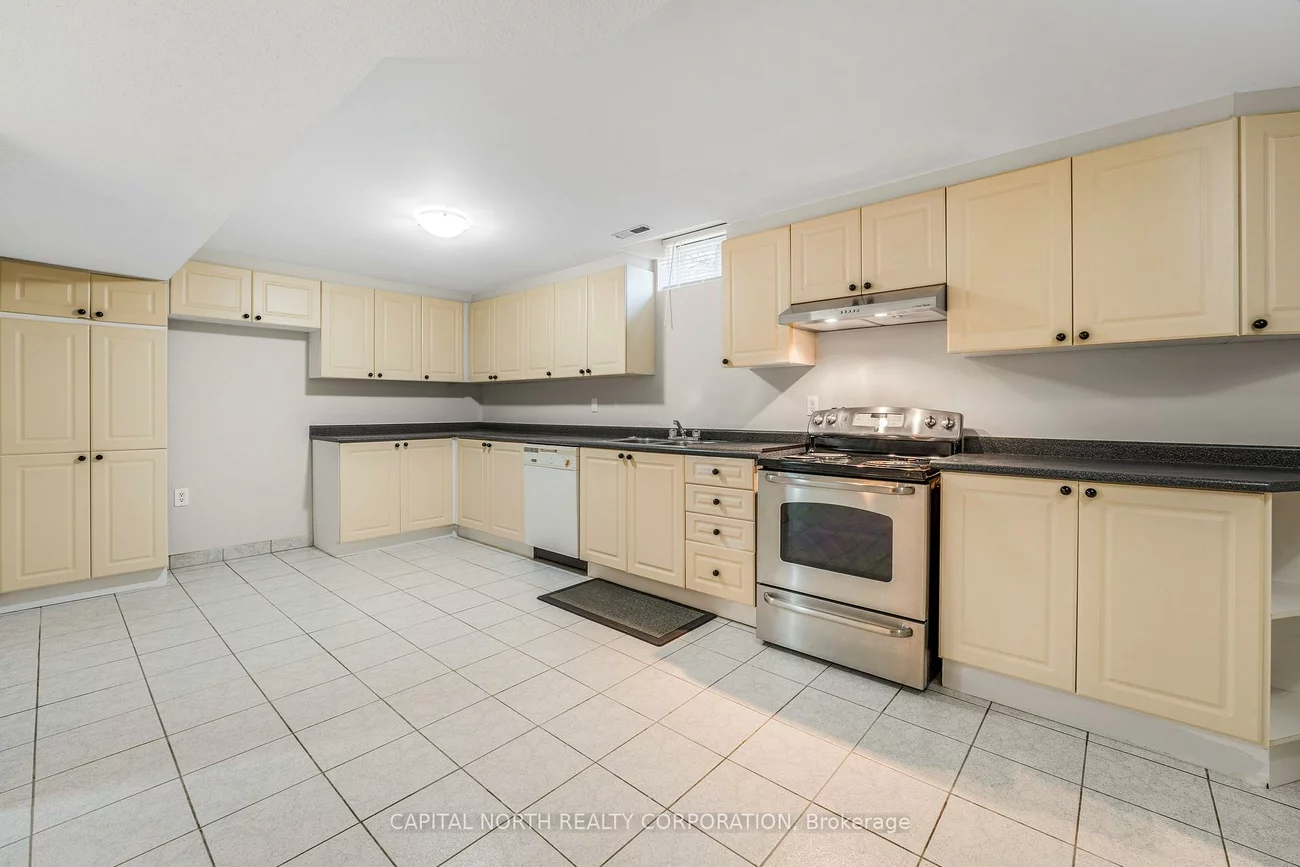 2, Olive Green, East Woodbridge, Vaughan