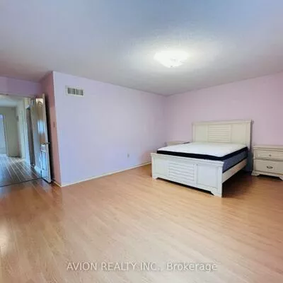 15, Cantertrot, Brownridge, Vaughan