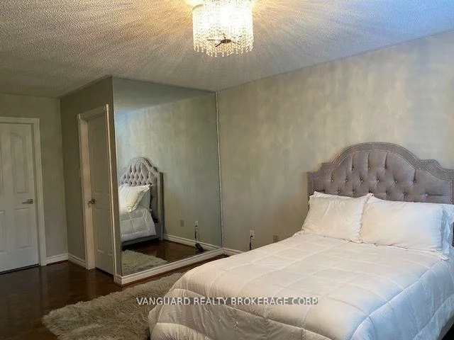 68, Mellings, East Woodbridge, Vaughan