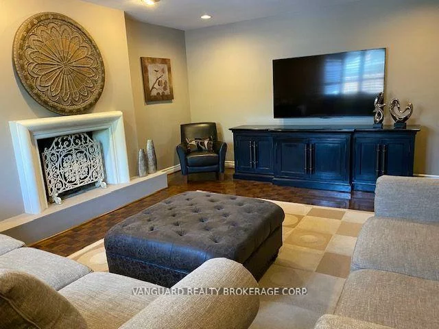 68, Mellings, East Woodbridge, Vaughan