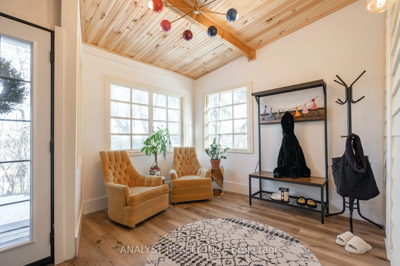 9, Napier, Kleinburg, Vaughan