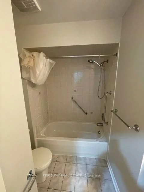 102, Lucena, Maple, Vaughan