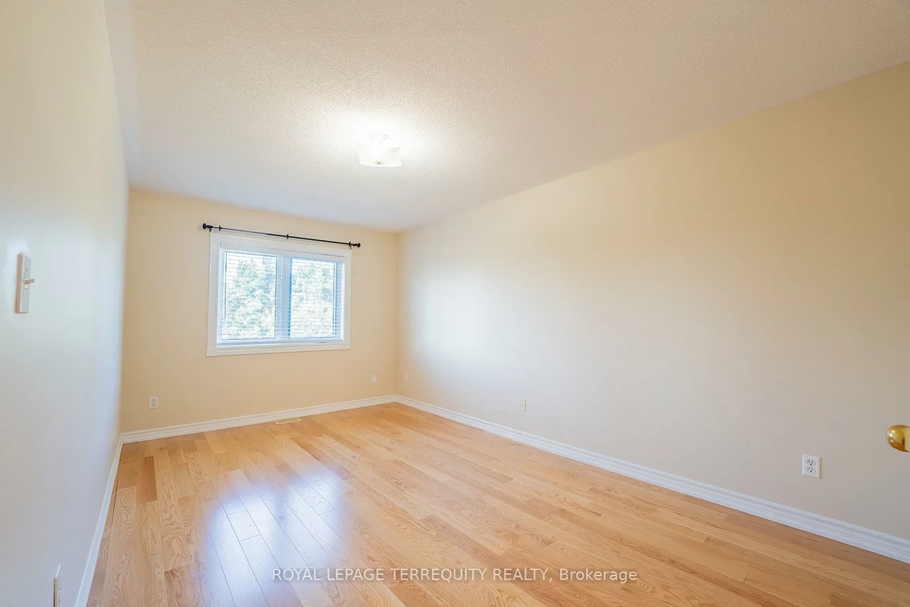 168, Deepsprings, Vellore Village, Vaughan