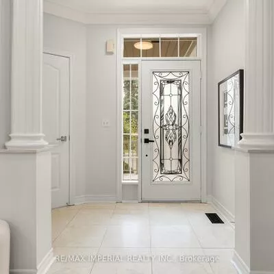 44, Hawkview, Vellore Village, Vaughan