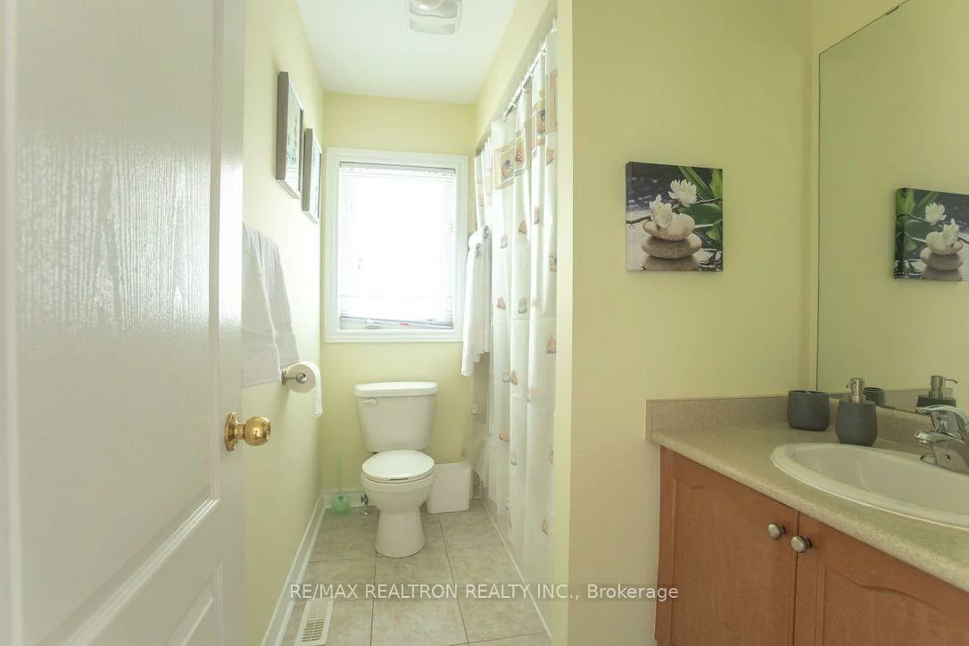 54, Chayna, Maple, Vaughan