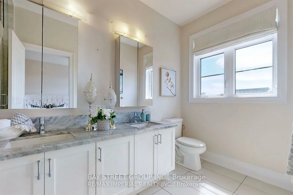 37, Carrville Woods, Patterson, Vaughan