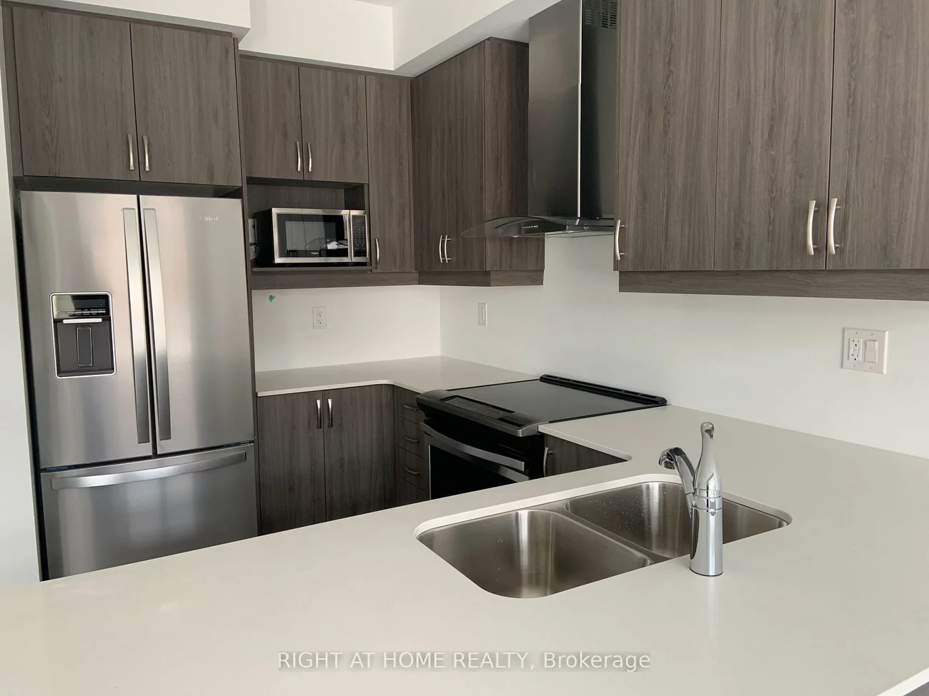 274, Dalhousie, Vaughan Grove, Vaughan