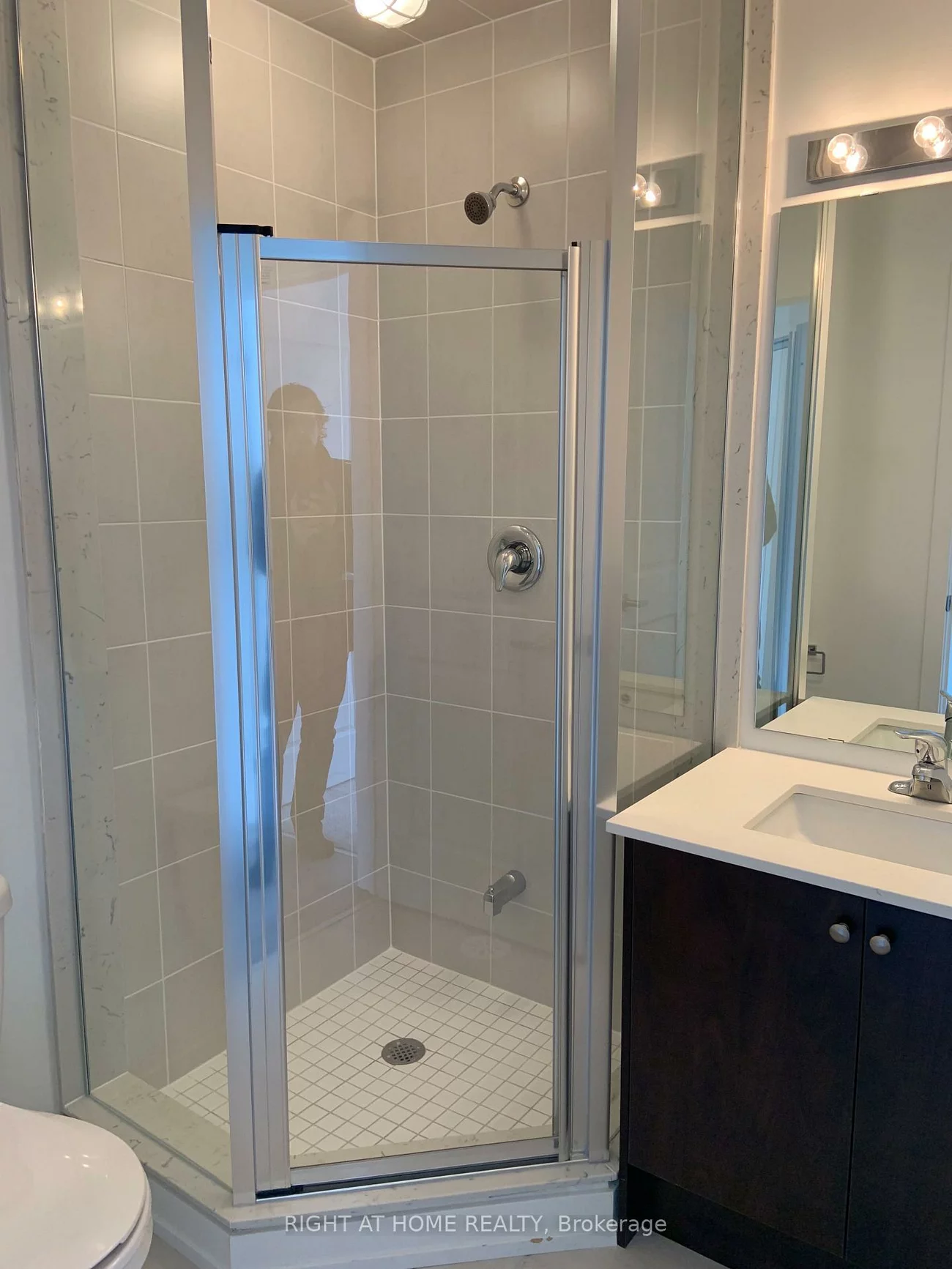 274, Dalhousie, Vaughan Grove, Vaughan