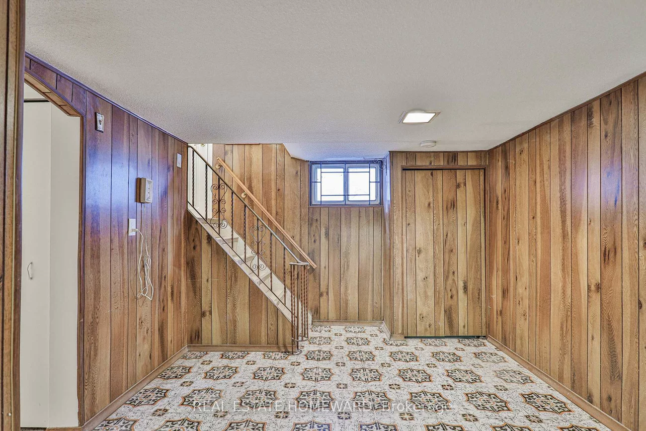 104, Crestwood, Crestwood-Springfarm-Yorkhill, Vaughan