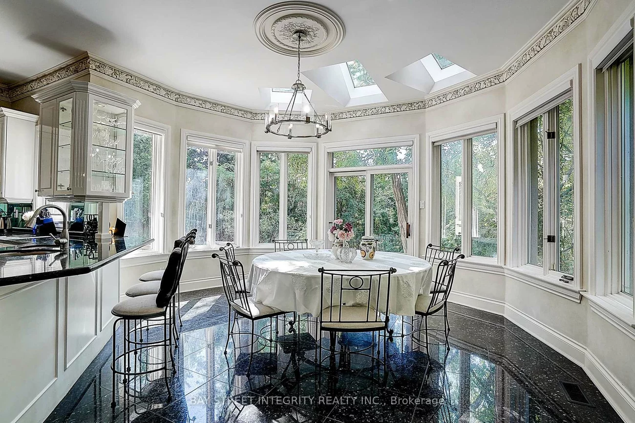 155, Renaissance, Beverley Glen, Vaughan