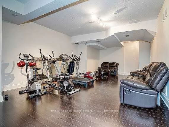 155, Renaissance, Beverley Glen, Vaughan