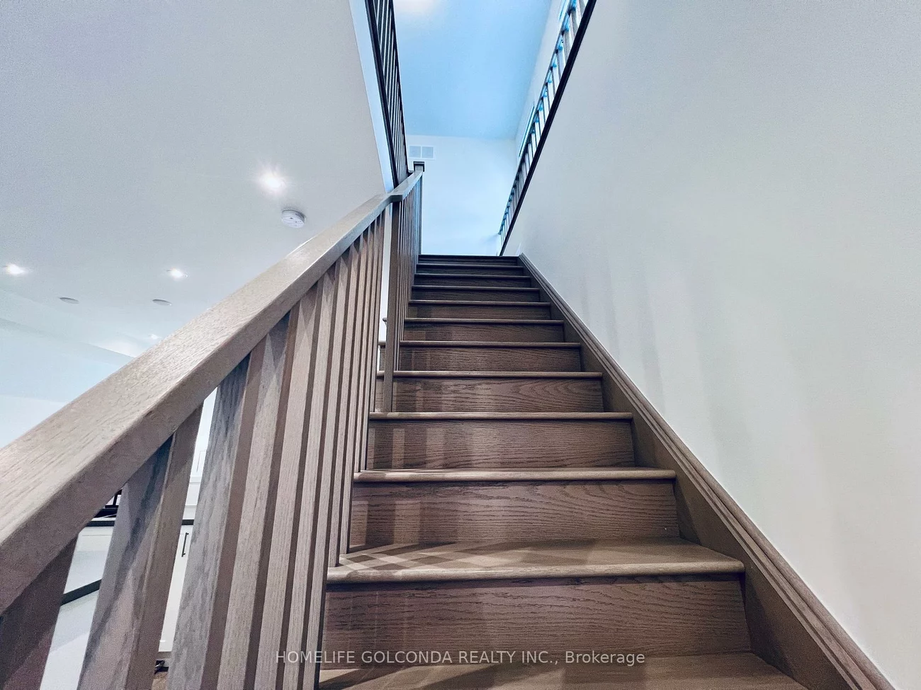 206, Moneypenny, Beverley Glen, Vaughan