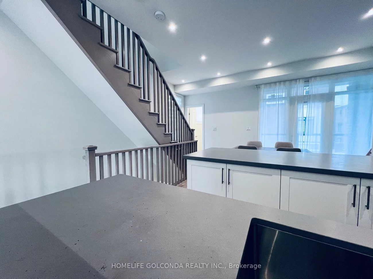 206, Moneypenny, Beverley Glen, Vaughan