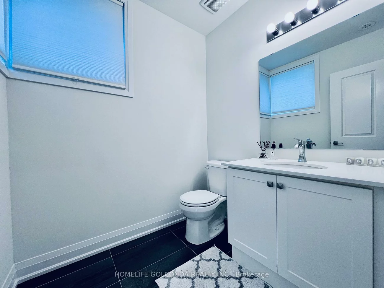 206, Moneypenny, Beverley Glen, Vaughan