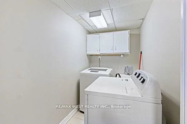 47, Timber, East Woodbridge, Vaughan