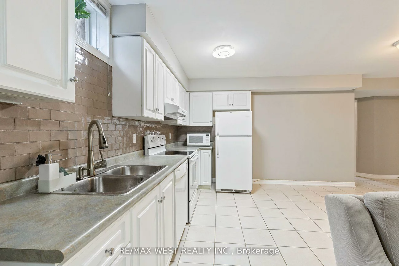 47, Timber, East Woodbridge, Vaughan