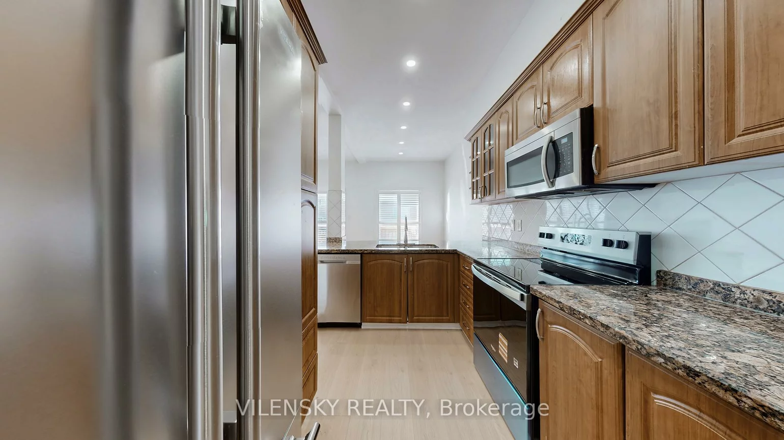 26, Coast, Vellore Village, Vaughan