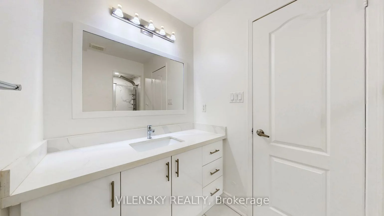 26, Coast, Vellore Village, Vaughan