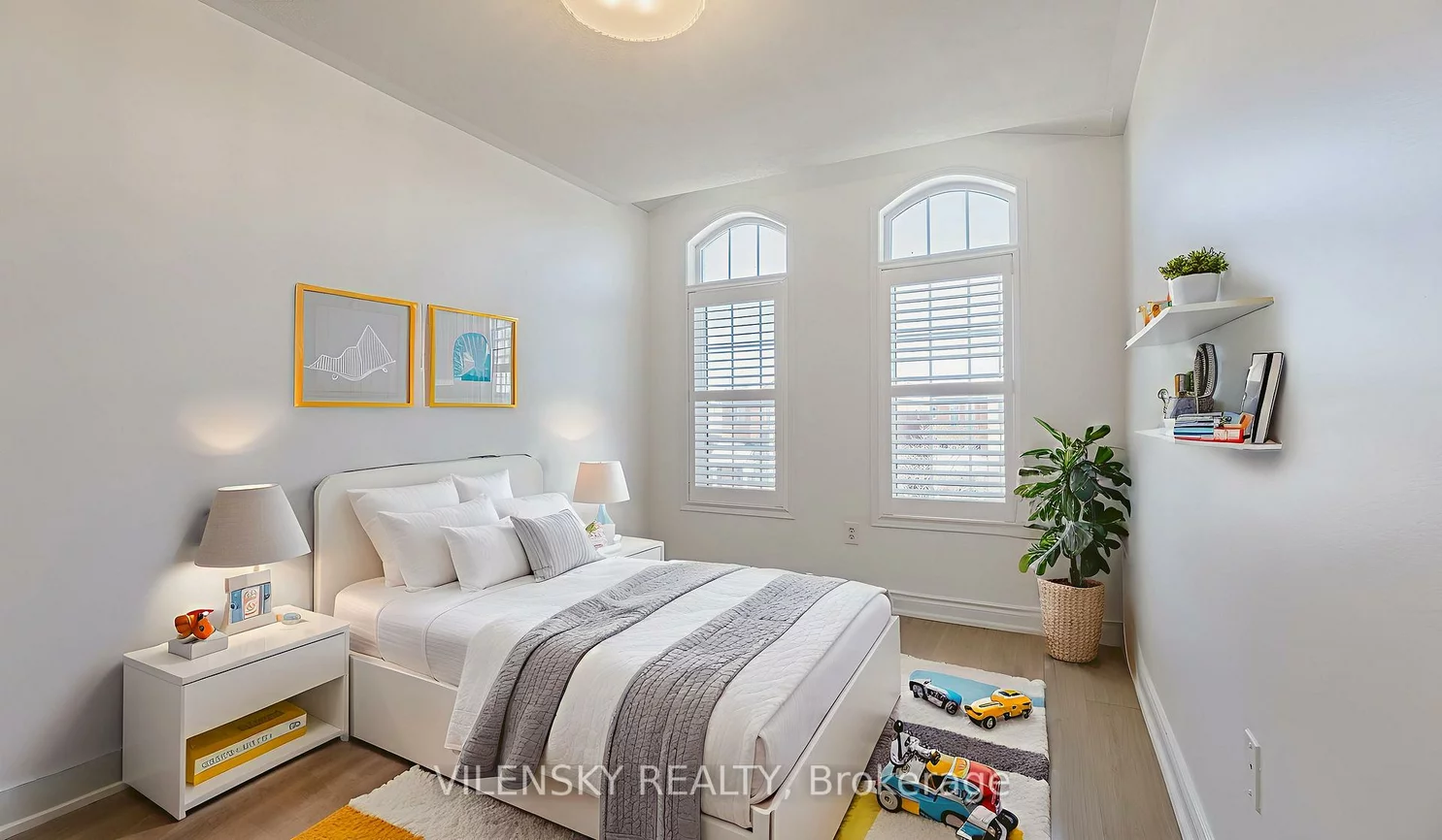 26, Coast, Vellore Village, Vaughan