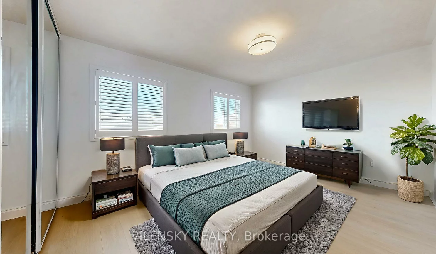 26, Coast, Vellore Village, Vaughan