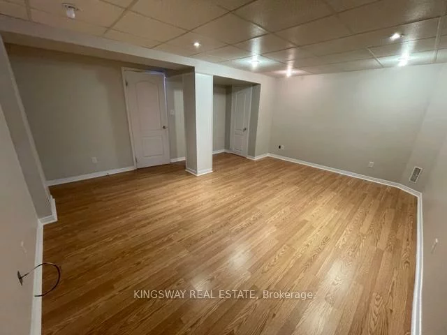 102, Lucena, Maple, Vaughan