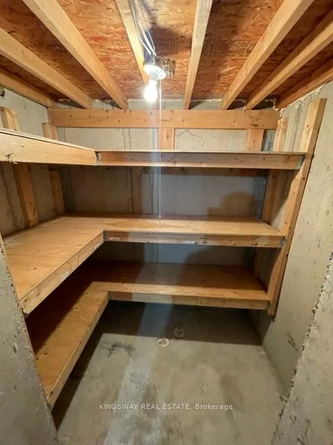 102, Lucena, Maple, Vaughan