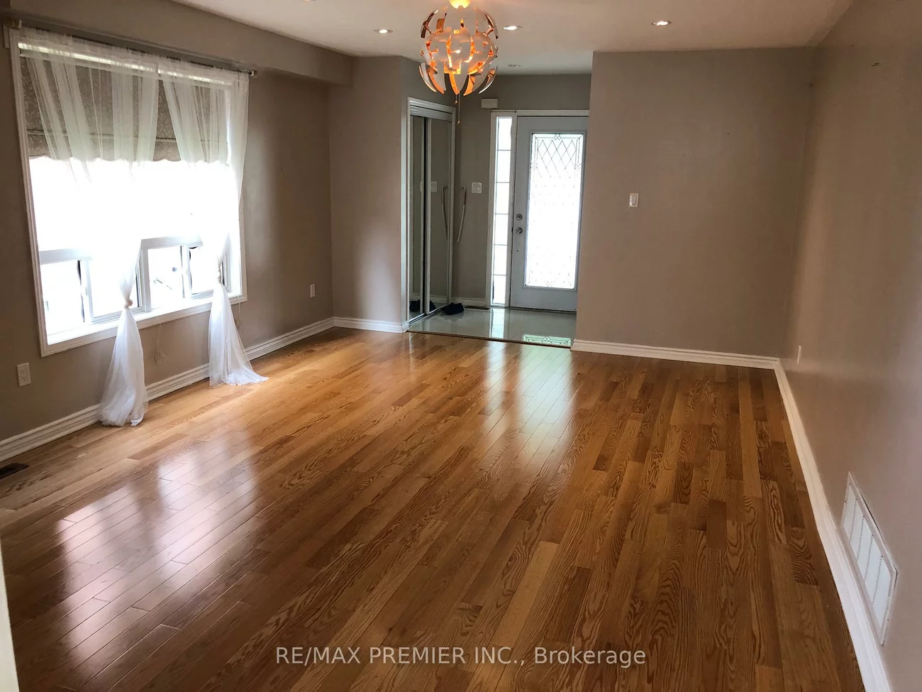 26, Lucerne, Vellore Village, Vaughan