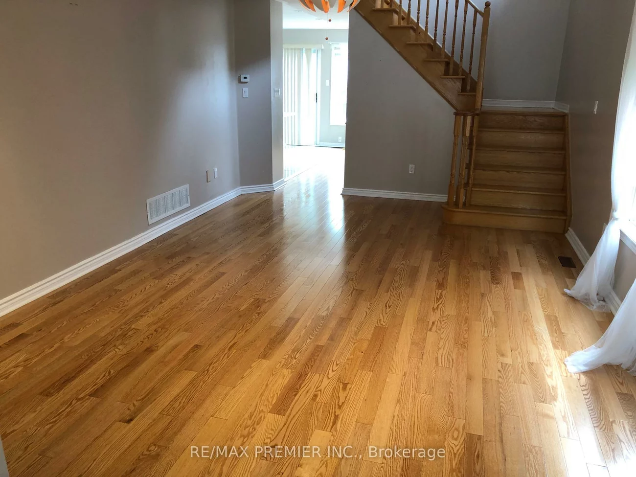 26, Lucerne, Vellore Village, Vaughan