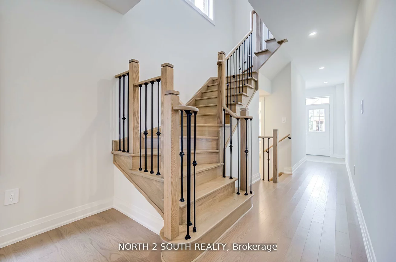 23, Virro, West Woodbridge, Vaughan