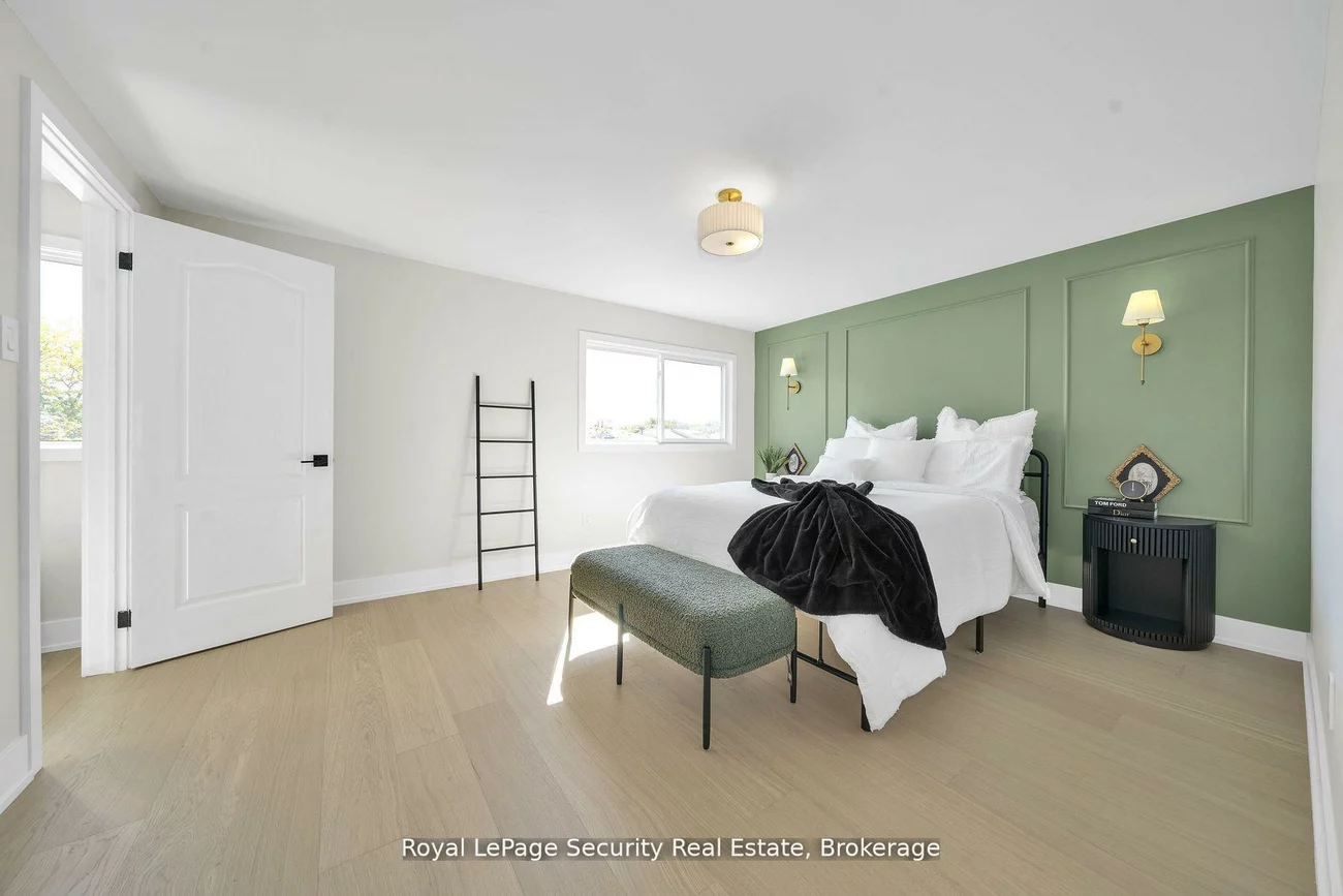 74, Andrea, East Woodbridge, Vaughan