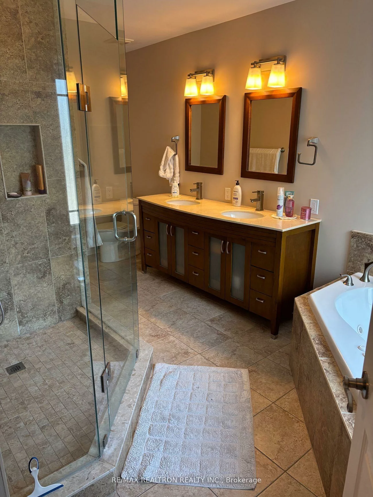 6, Joanna, Crestwood-Springfarm-Yorkhill, Vaughan