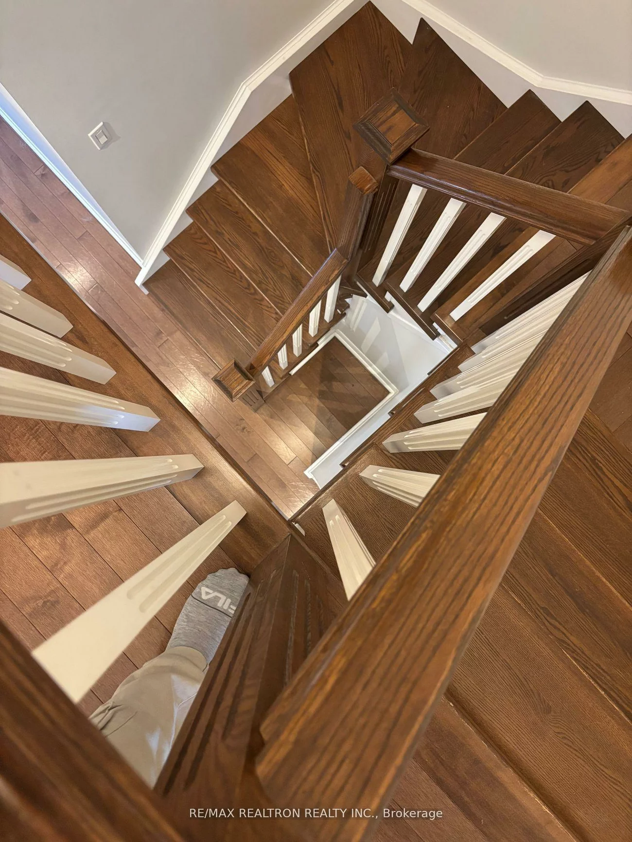 6, Joanna, Crestwood-Springfarm-Yorkhill, Vaughan