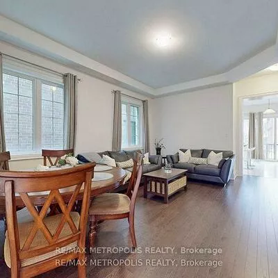 100, Ballantyne, Vellore Village, Vaughan