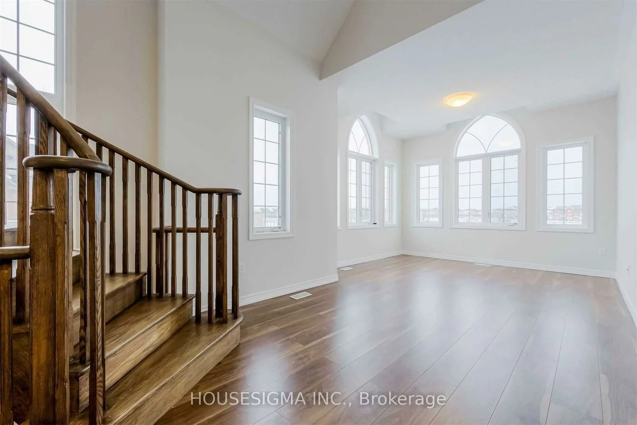 Upper unit 54, Killington, Kleinburg, Vaughan