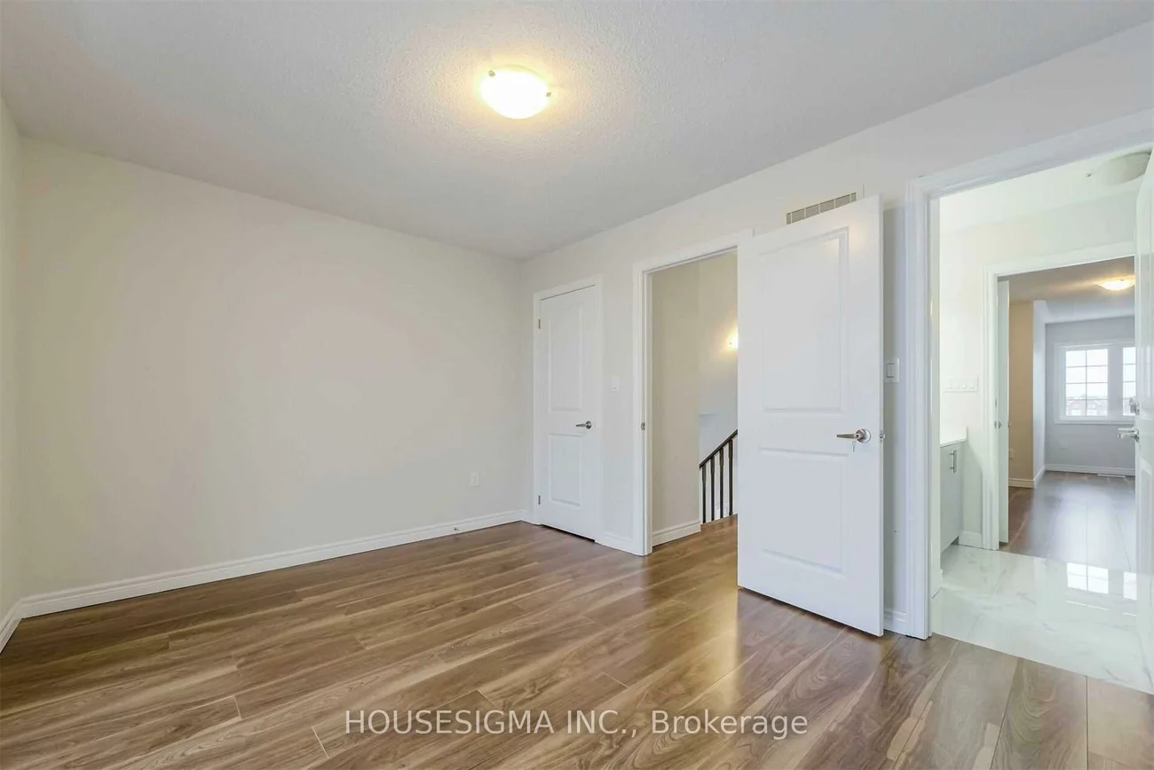 Upper unit 54, Killington, Kleinburg, Vaughan