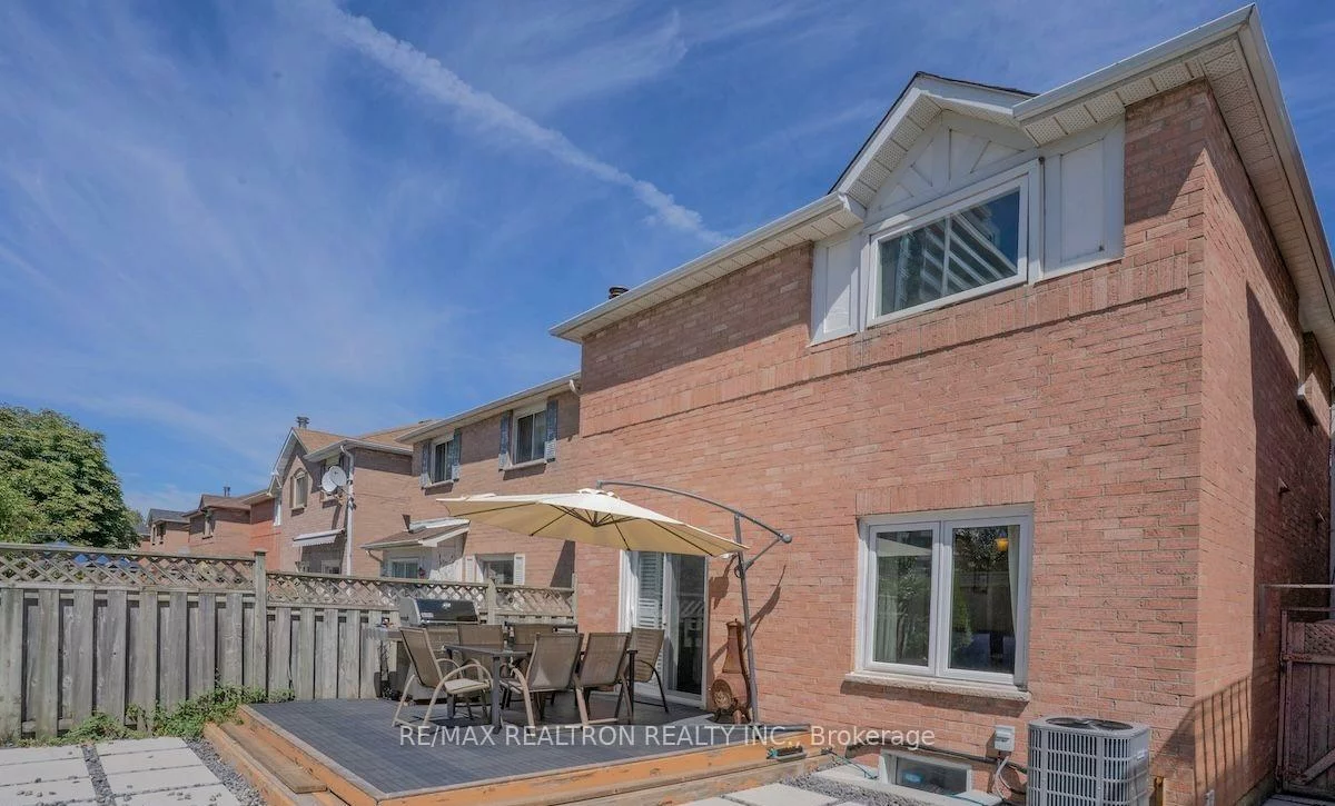 85, Glen, Uplands, Vaughan