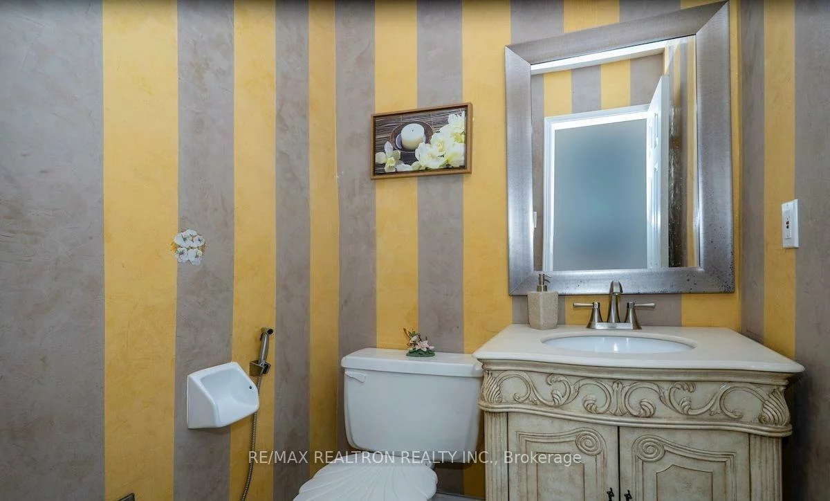 85, Glen, Uplands, Vaughan