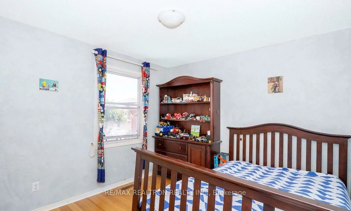 85, Glen, Uplands, Vaughan