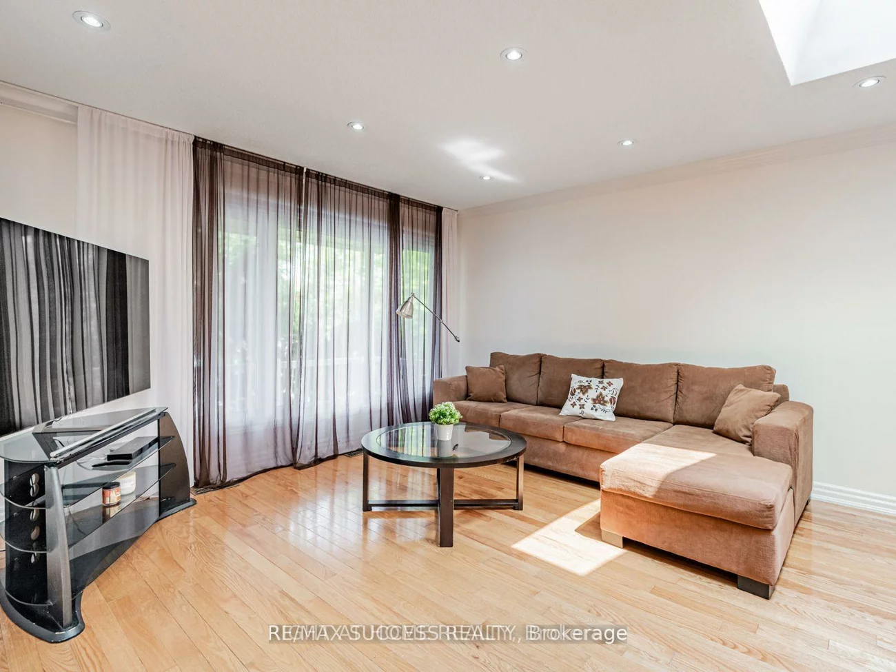 7, Point O'Woods, Glen Shields, Vaughan