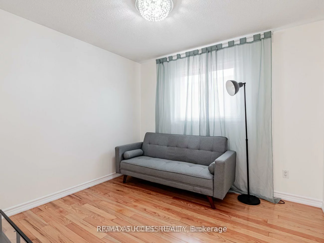 7, Point O'Woods, Glen Shields, Vaughan