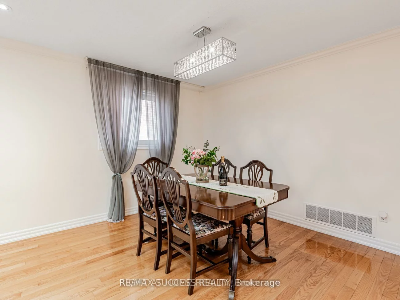 7, Point O'Woods, Glen Shields, Vaughan