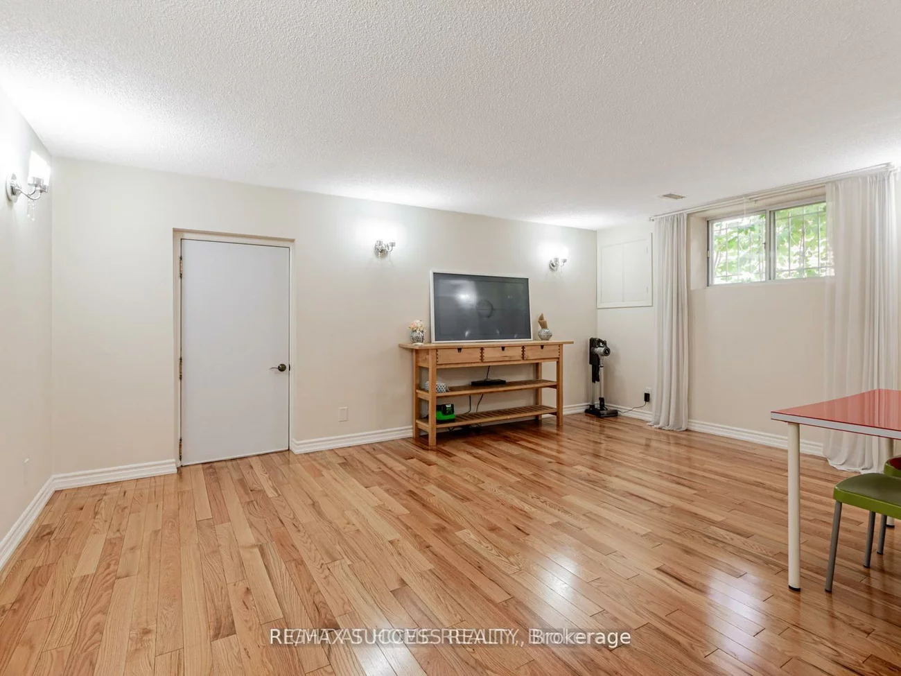 7, Point O'Woods, Glen Shields, Vaughan